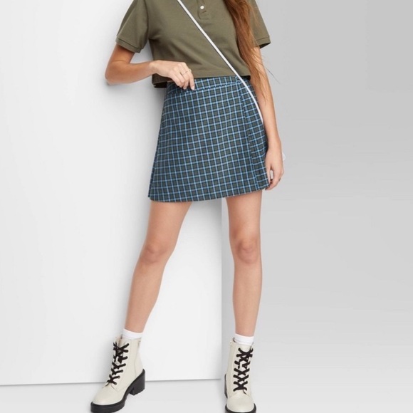 Plaid pleated skirt - Picture 3 of 3